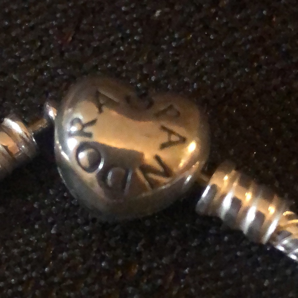 Pandora sterling heart clasp bracelet with 3 charms; green peridot birthday 7” - Picture 4 of 9